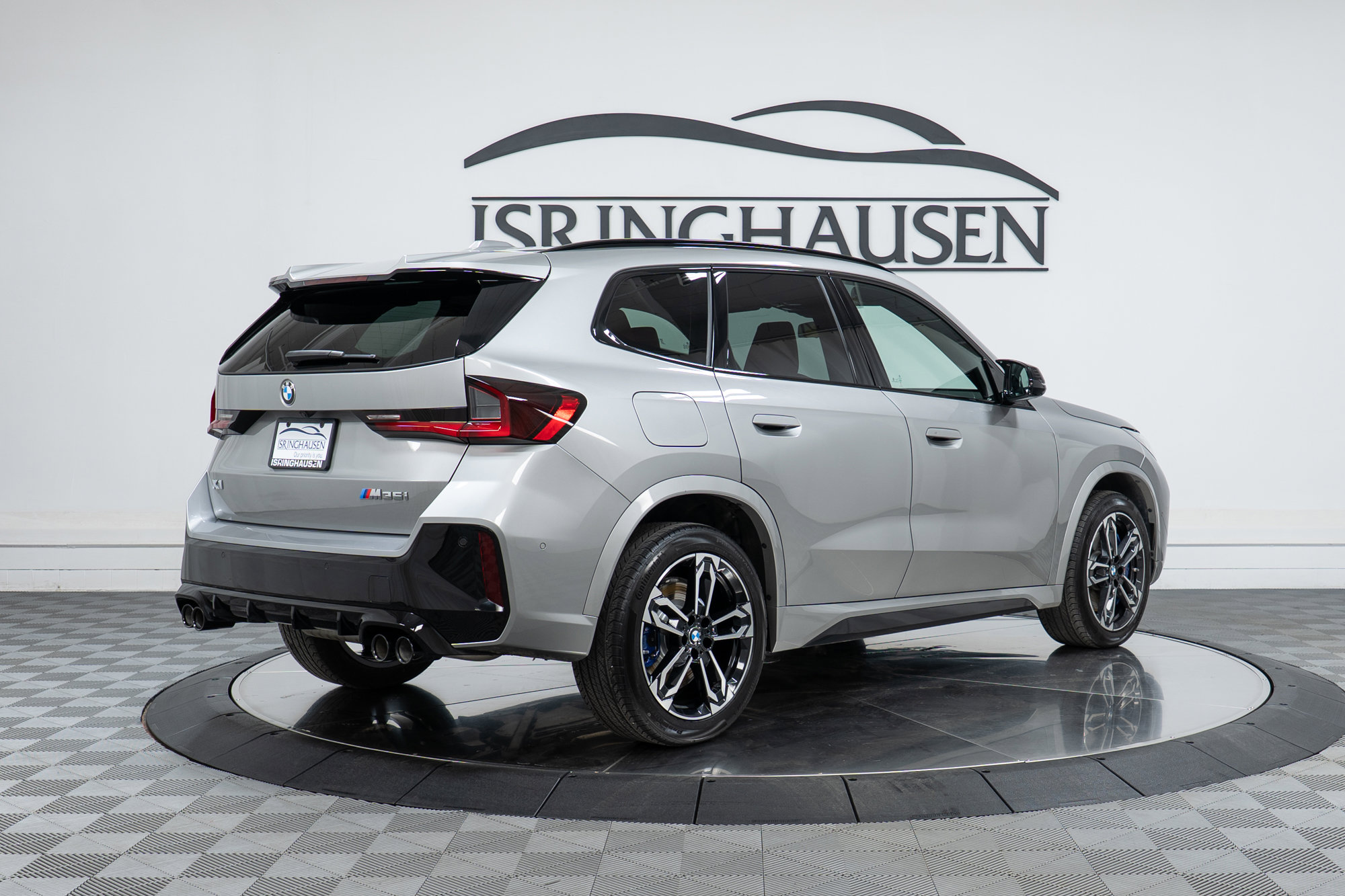 Certified 2025 BMW X1 M35i w/ Premium Package image 5