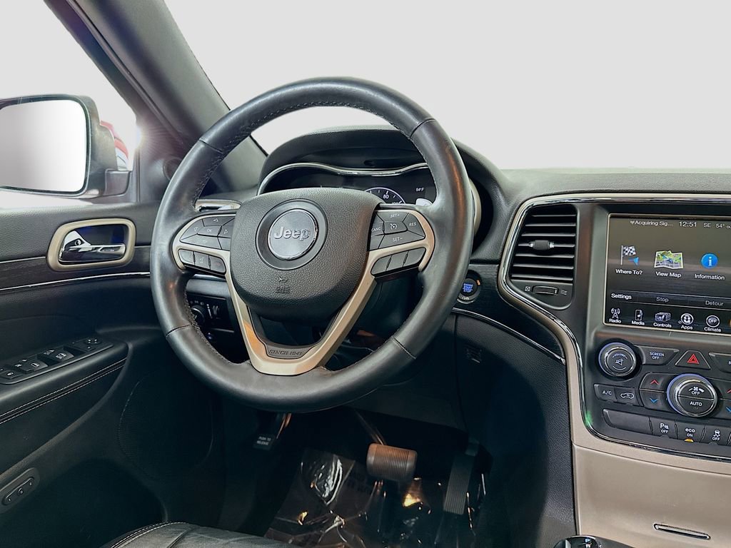 Used 2014 Jeep Grand Cherokee Limited w/ Trailer Tow Group IV image 24