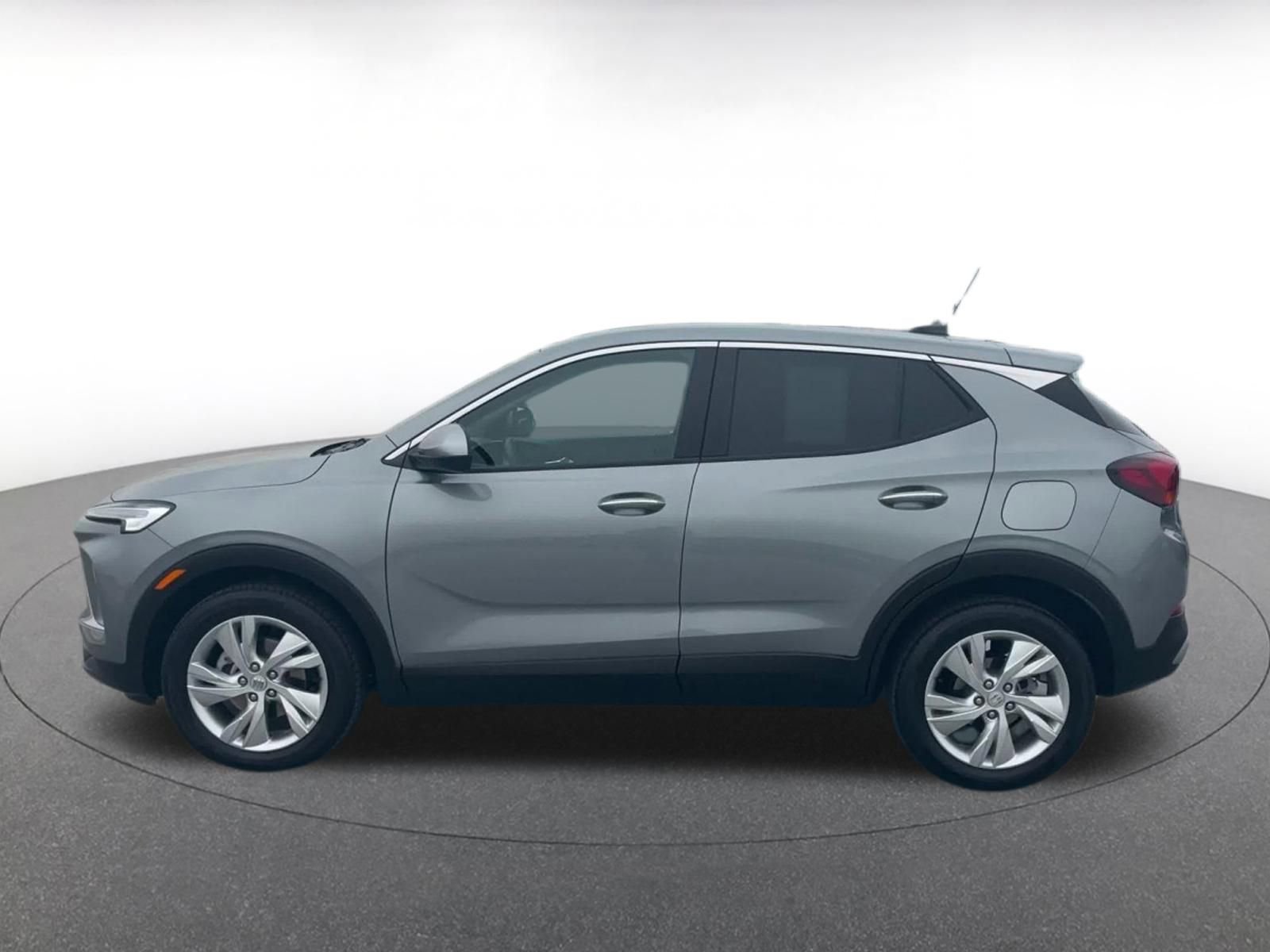 Used 2025 Buick Encore GX Preferred image 9