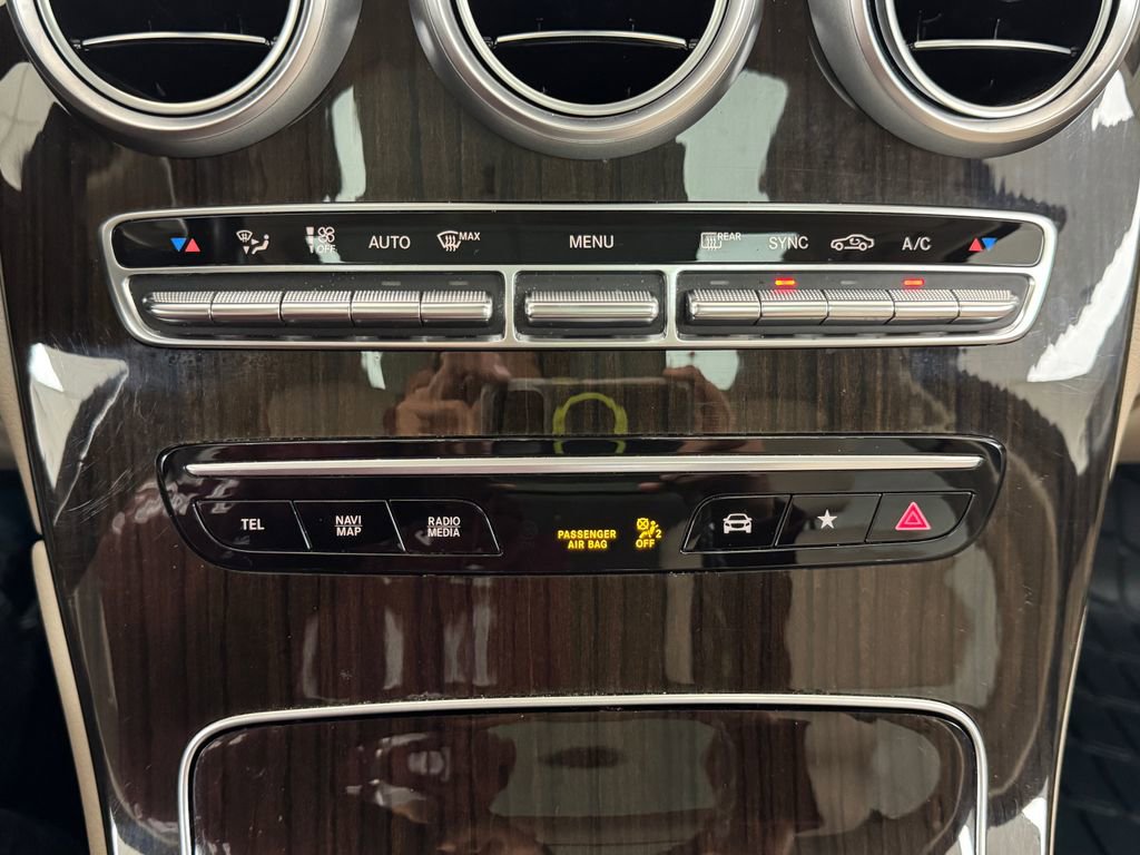 Used 2022 Mercedes-Benz GLC 300 4MATIC image 23