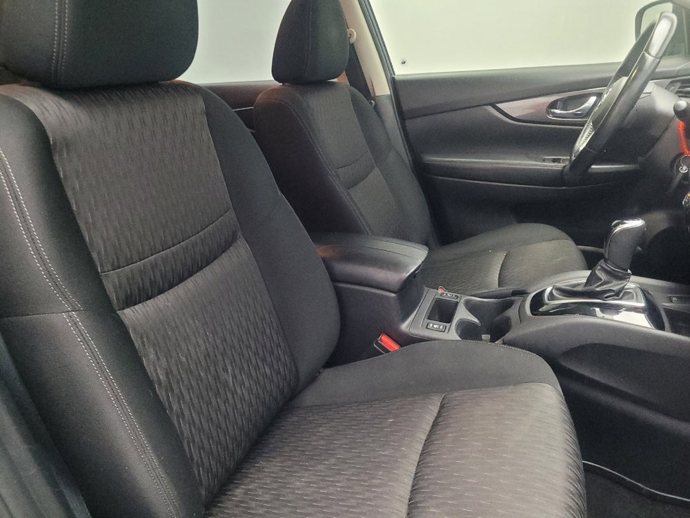 Used 2019 Nissan Rogue SV w/ Sun & Sound Touring Package FWD image 21