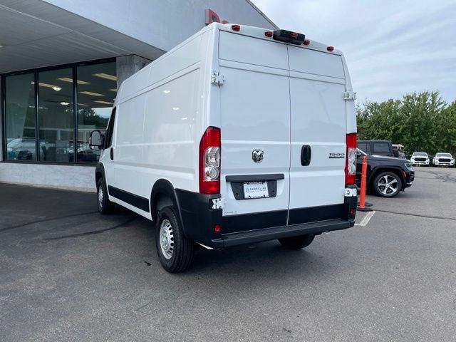 Used 2025 RAM ProMaster 1500 w/ Convenience Group FWD image 9