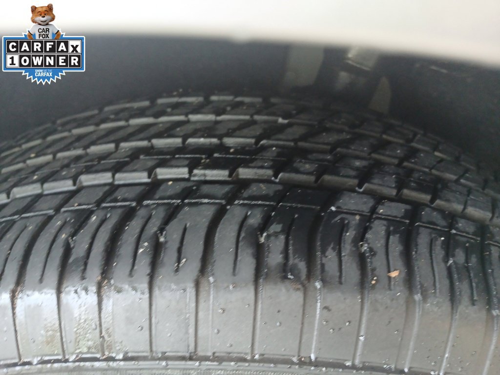 Used 2026 Chrysler Pacifica Select FWD image 6