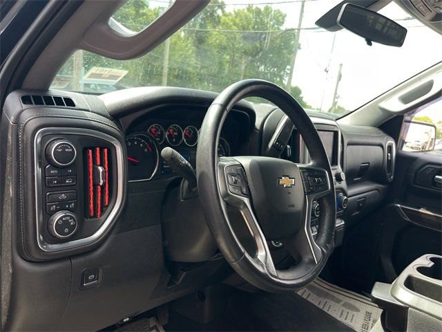Used 2021 Chevrolet Silverado 1500 LT image 9