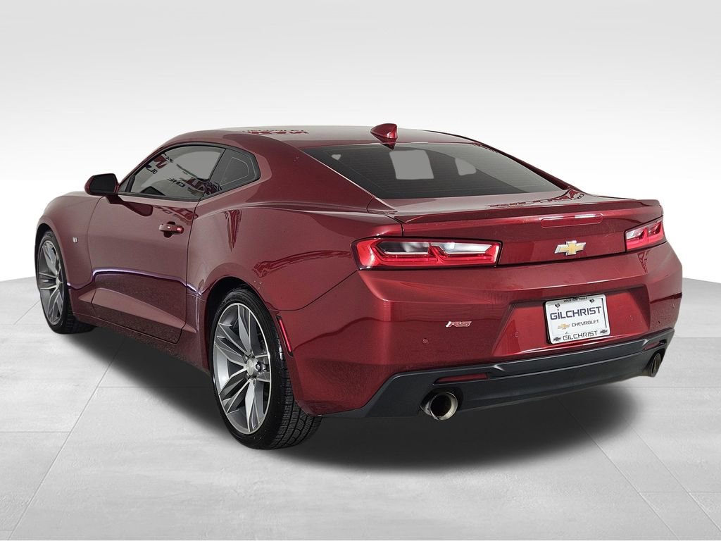 Used 2016 Chevrolet Camaro LT RWD image 3