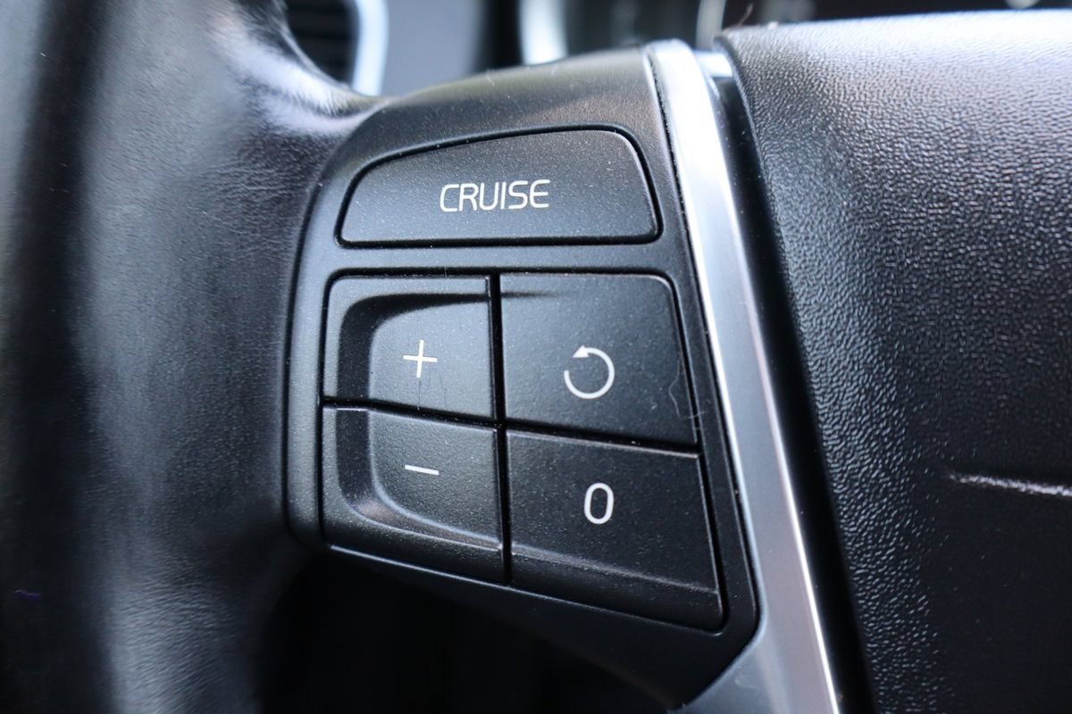 Used 2015 Volvo XC60 T5 AWD/4WD image 30