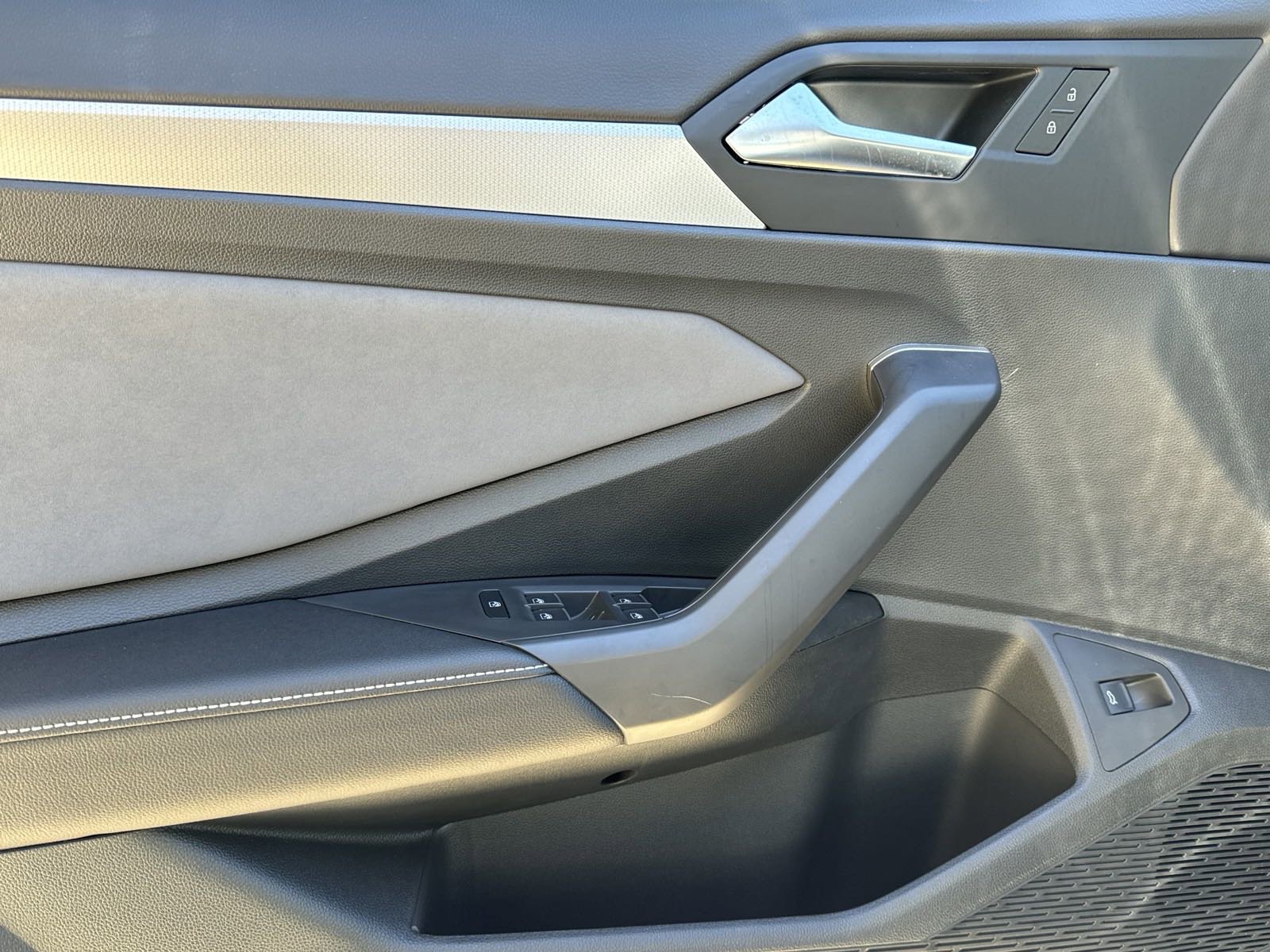 New 2026 Volkswagen Jetta SE FWD image 6