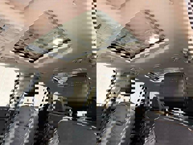 Used 2020 GMC Acadia Denali image 18