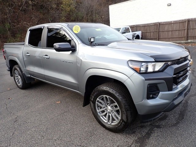 Used 2024 Chevrolet Colorado LT w/ LT Convenience Package II image 10