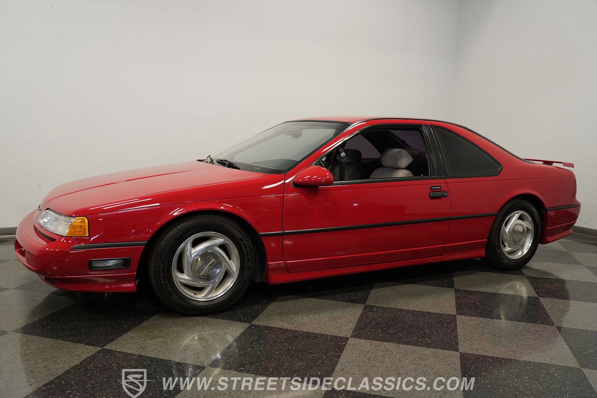 Used 1990 Ford Thunderbird Super image 6