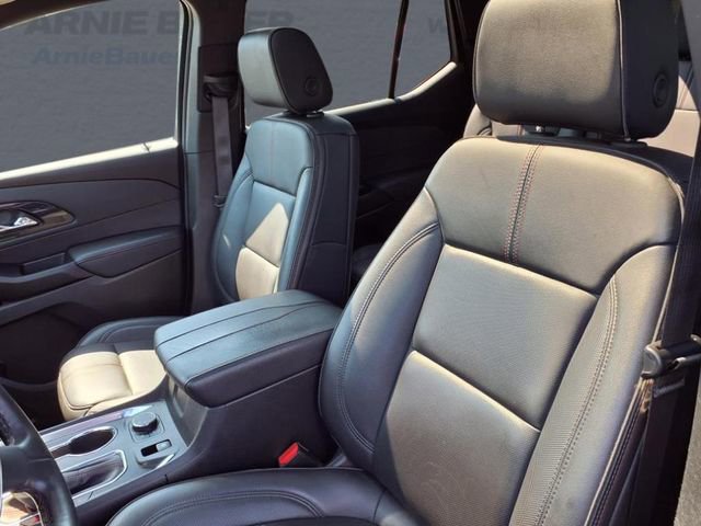 Used 2023 Chevrolet Traverse RS image 7