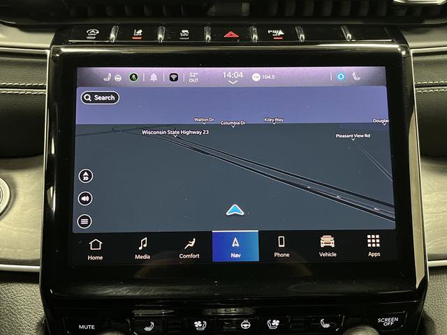 Used 2023 Jeep Grand Cherokee Limited w/ Luxury Tech Group II image 9