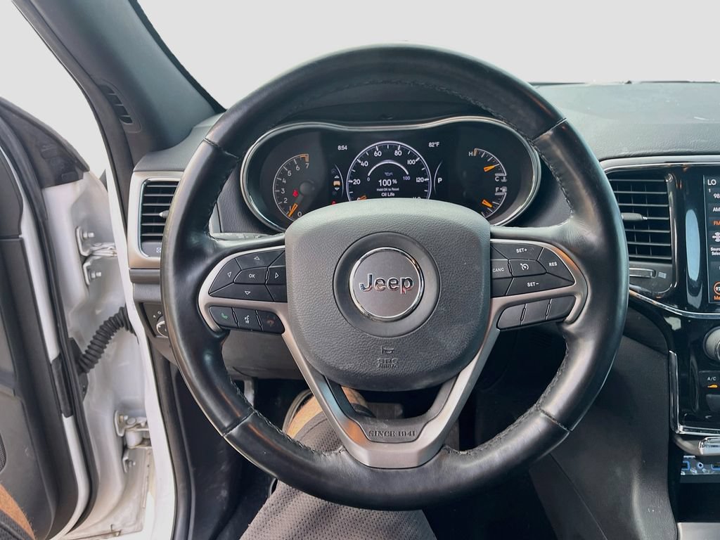 Used 2021 Jeep Grand Cherokee Laredo X AWD/4WD image 11