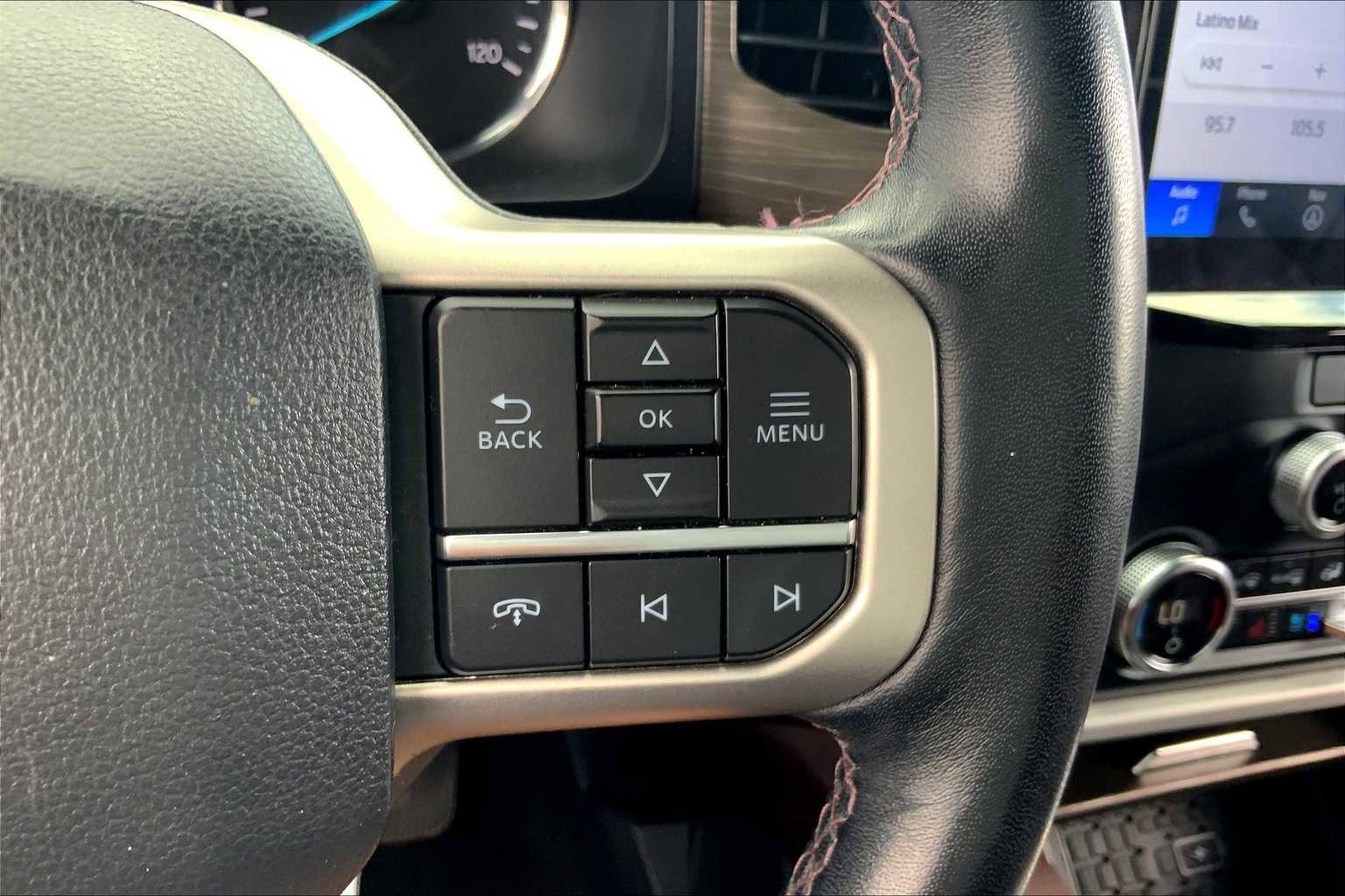 Used 2022 Ford Expedition Limited image 21