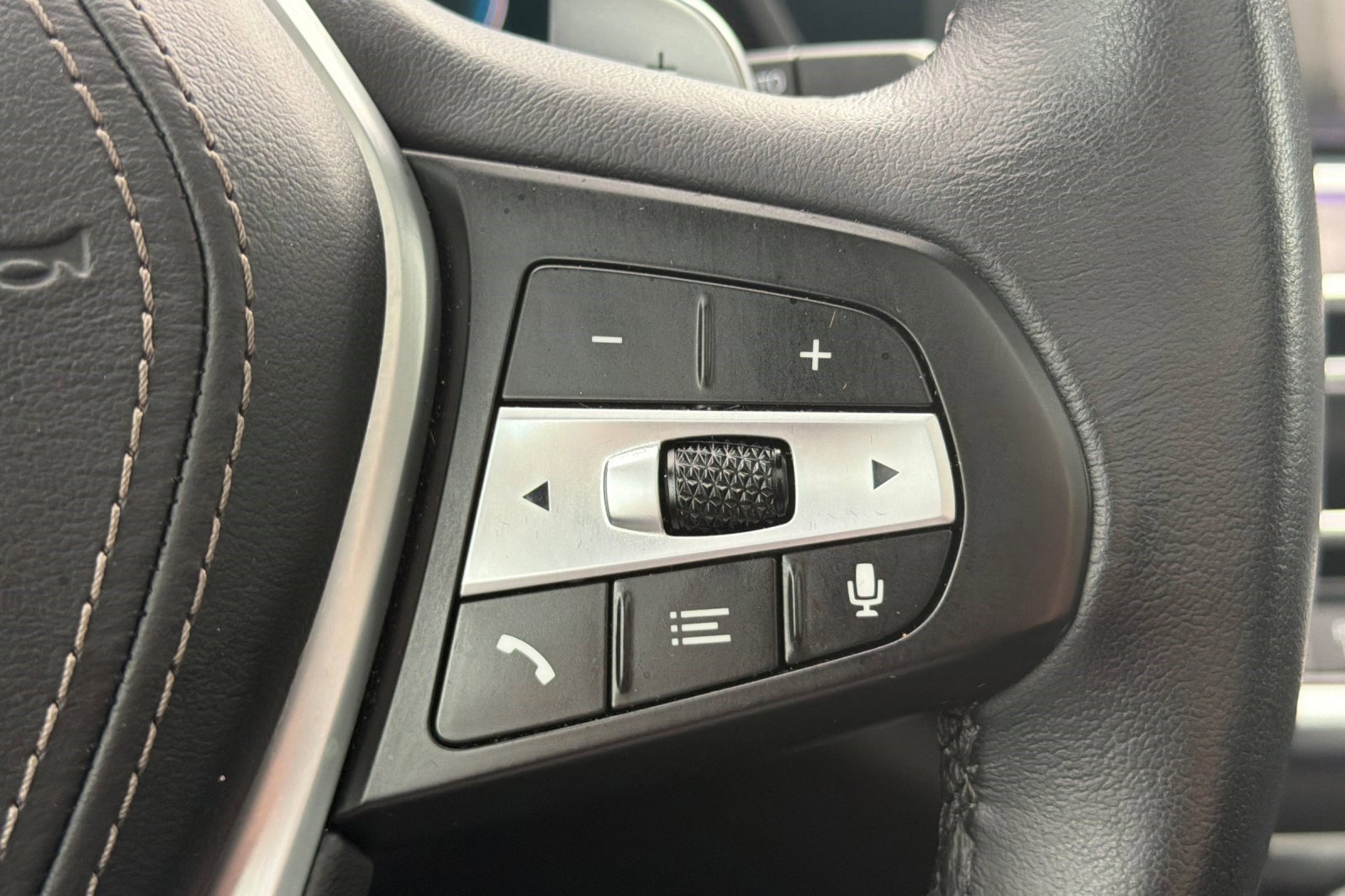 Certified 2023 BMW X5 xDrive45e image 31