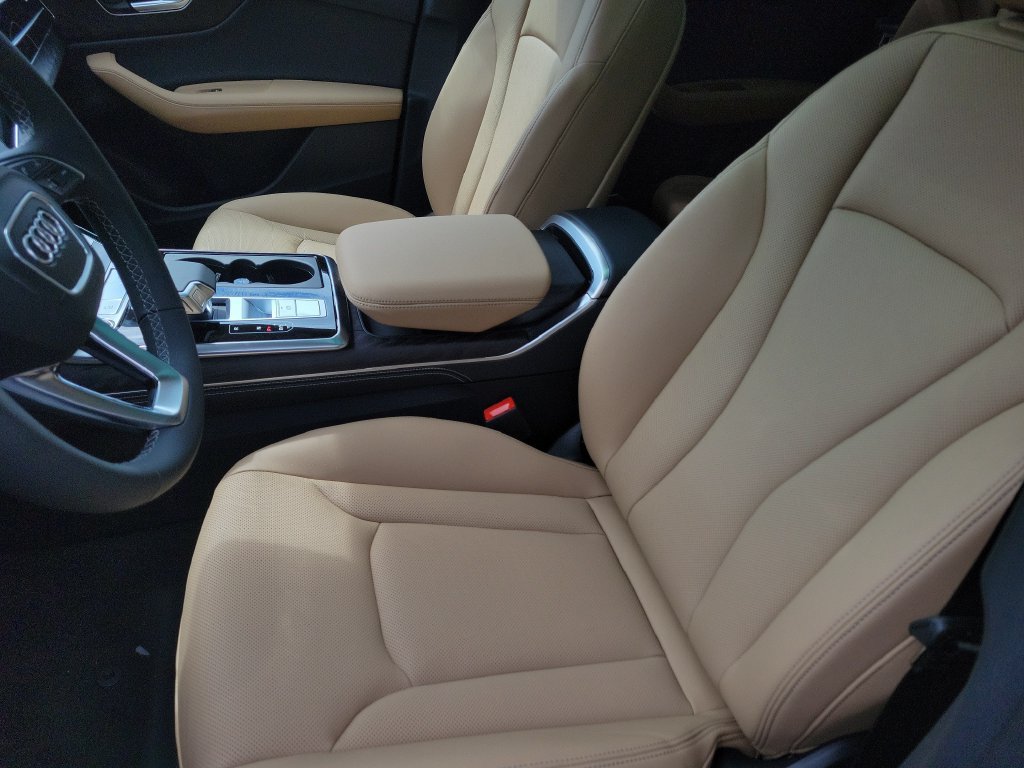 New 2027 Audi Q8 Premium Plus AWD/4WD image 17