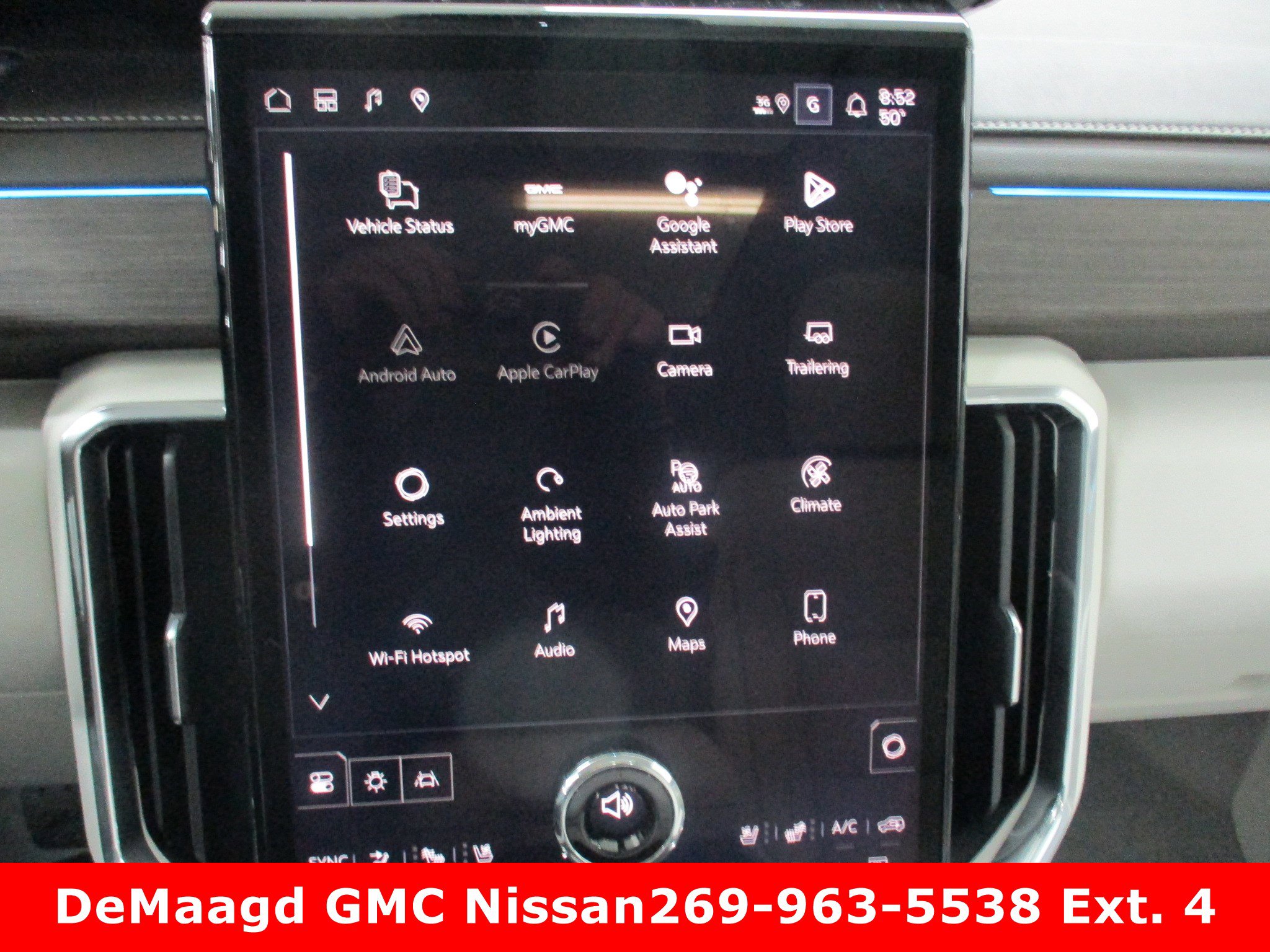 New 2026 GMC Acadia Denali w/ Super Cruise Package image 31