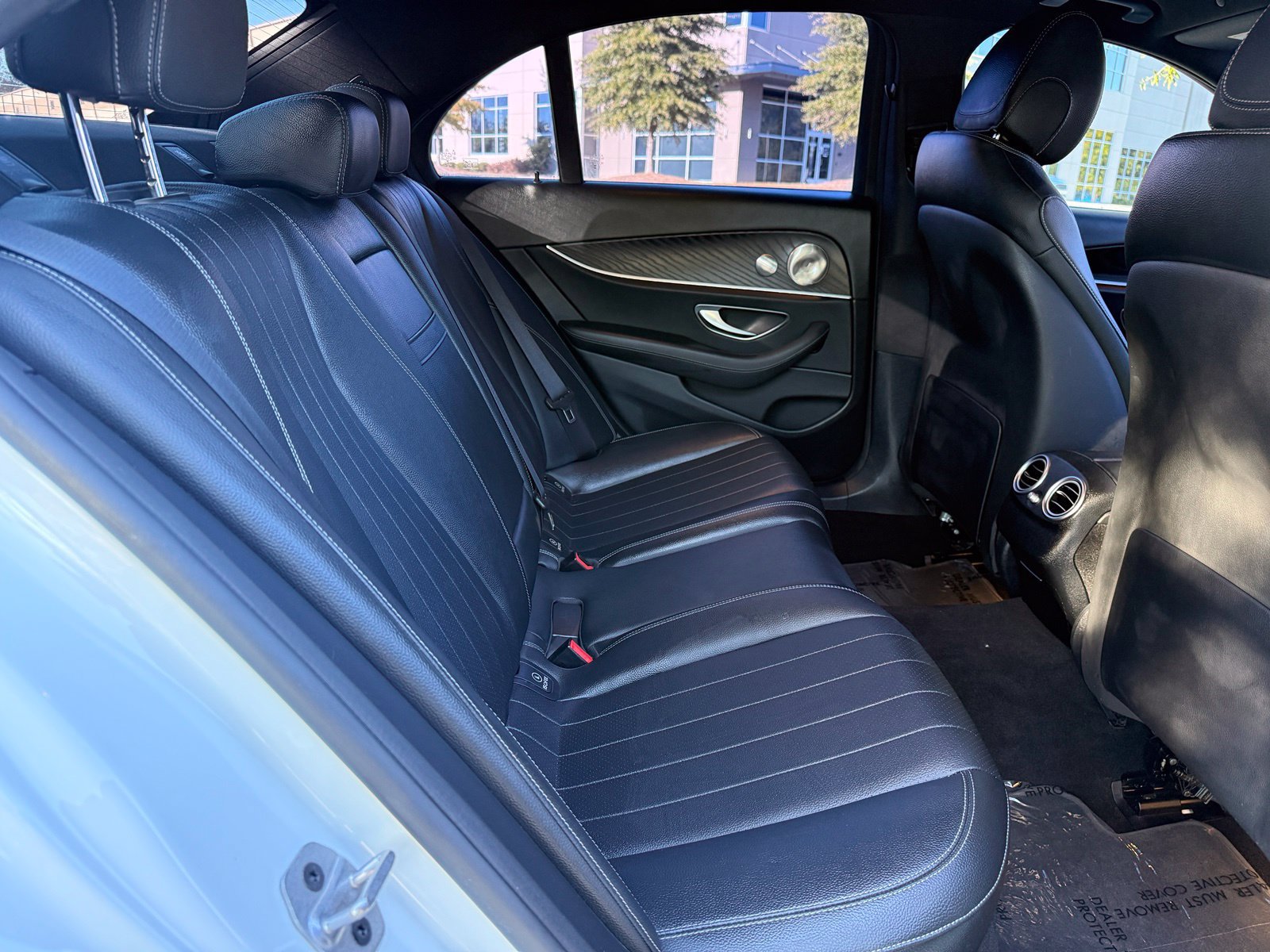 Used 2022 Mercedes-Benz E 350 Sedan image 39