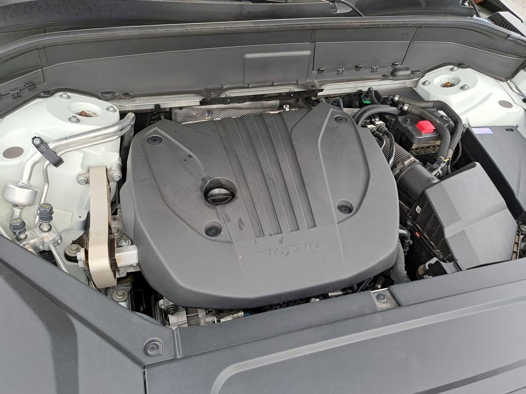 Used 2023 Volvo XC90 B5 Plus w/ Protection Package Premier image 32