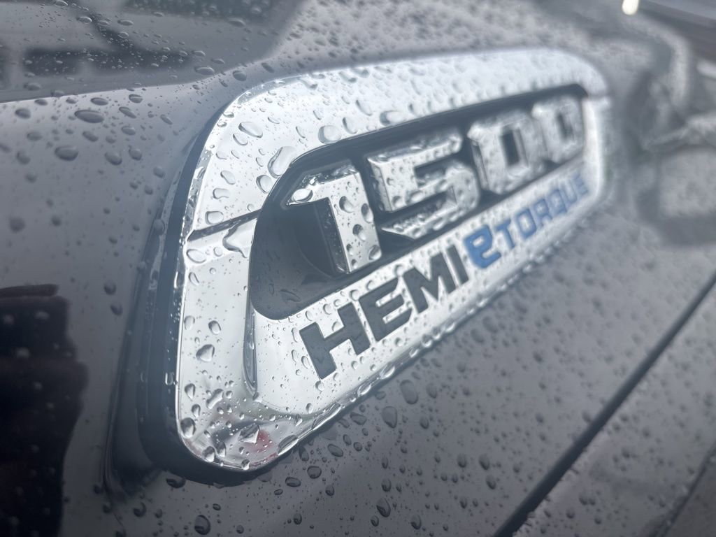 Used 2022 RAM 1500 Laramie image 13