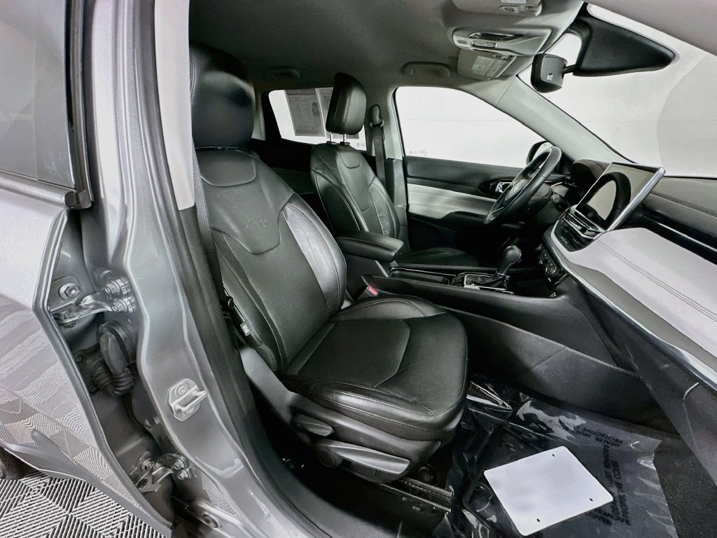 Certified 2022 Jeep Compass Limited AWD/4WD image 37