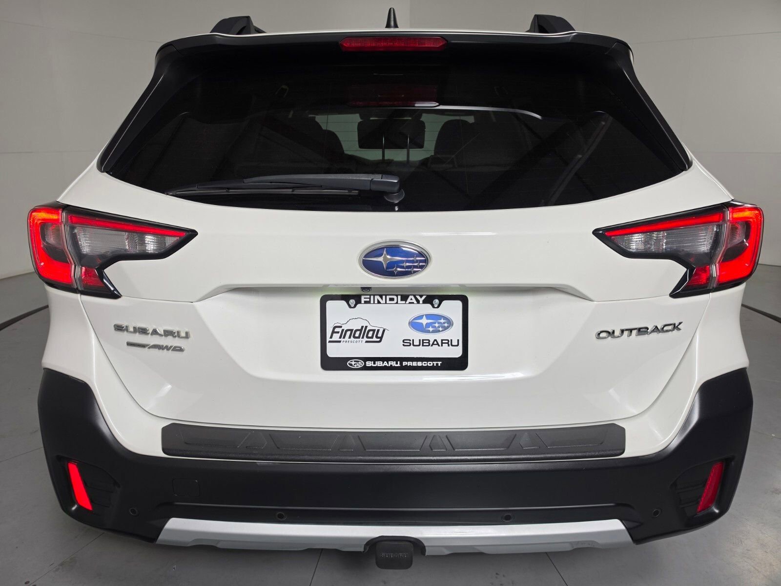 Used 2020 Subaru Outback Limited w/ Popular Package #2 AWD/4WD image 4