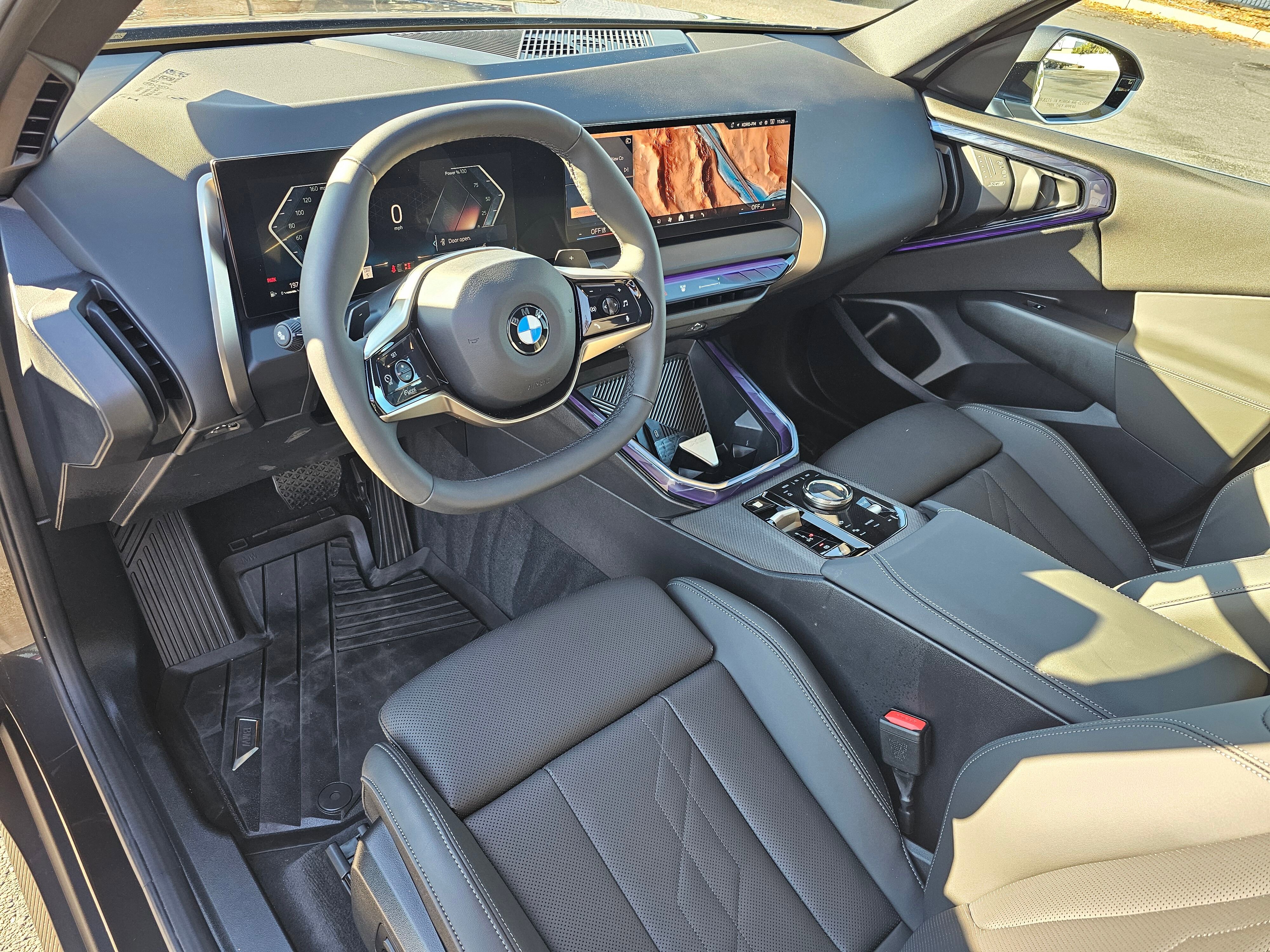 Used 2025 BMW X3 xDrive30i w/ Convenience Package image 2