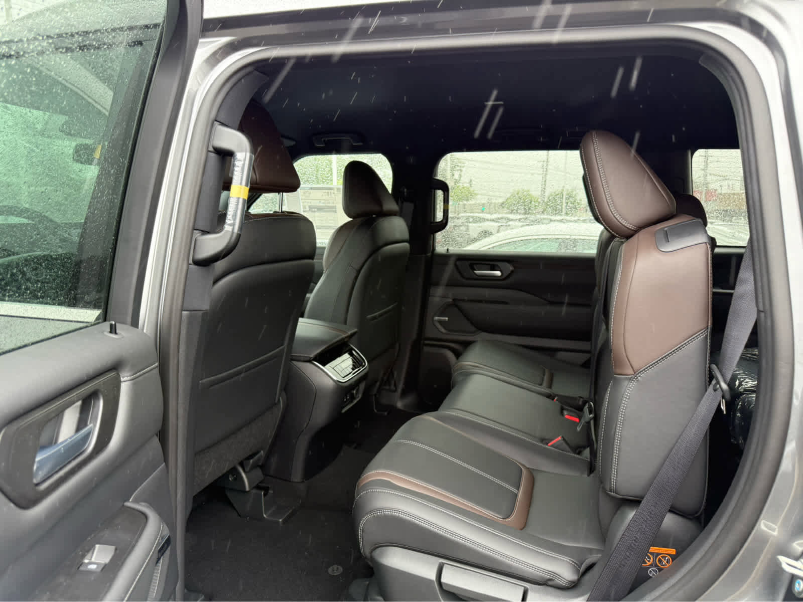 New 2026 Nissan Armada SL RWD image 9