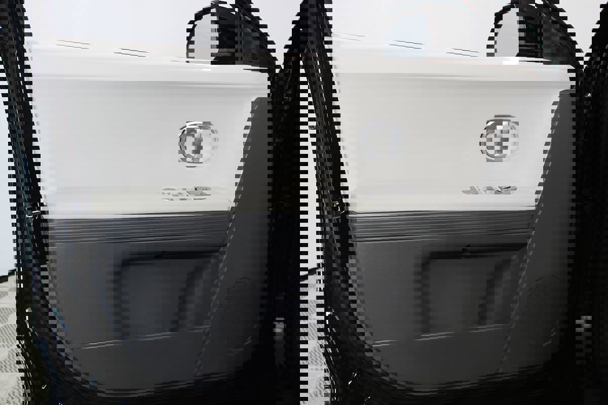 Used 2024 Hyundai Ioniq 5 SE image 25