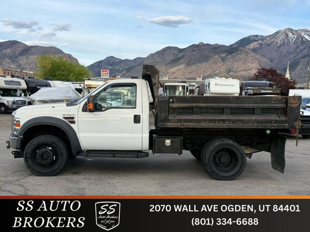 Used 2008 Ford F550 4x4 Regular Cab Super Duty image 1