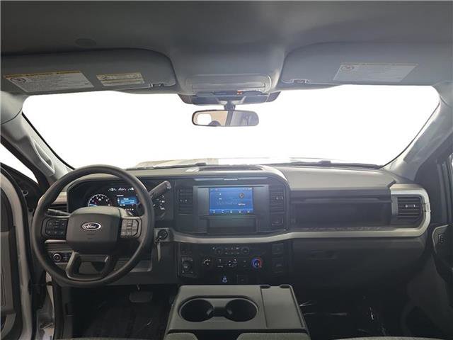 New 2026 Ford F350 XLT w/ 360-Degree Camera Package AWD/4WD image 17