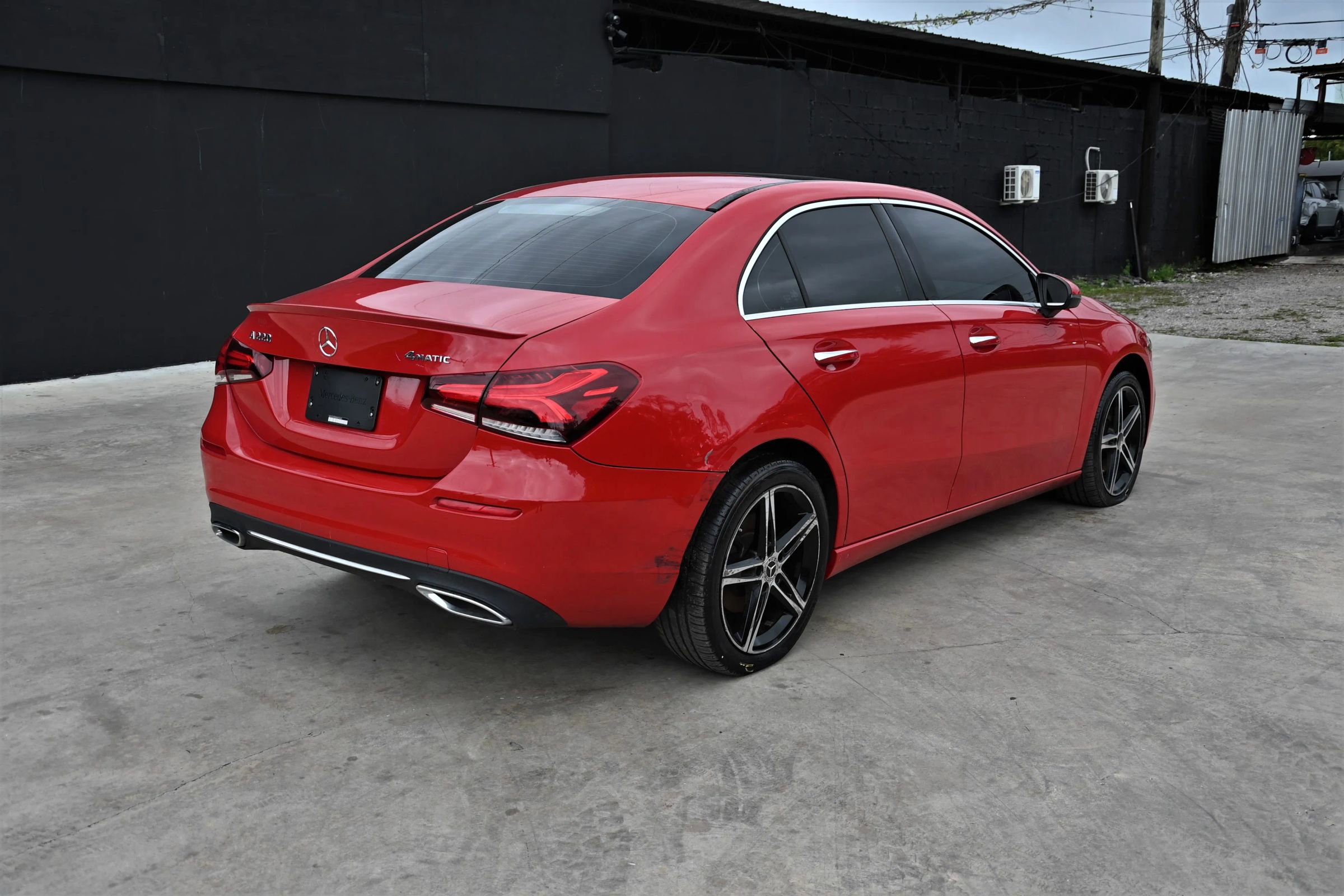 Used 2019 Mercedes-Benz A 220 4MATIC image 4