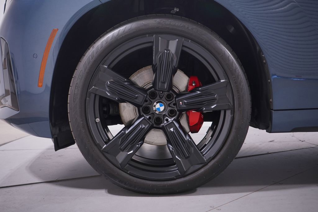 Used 2025 BMW X3 xDrive30i w/ M Sport Package image 2