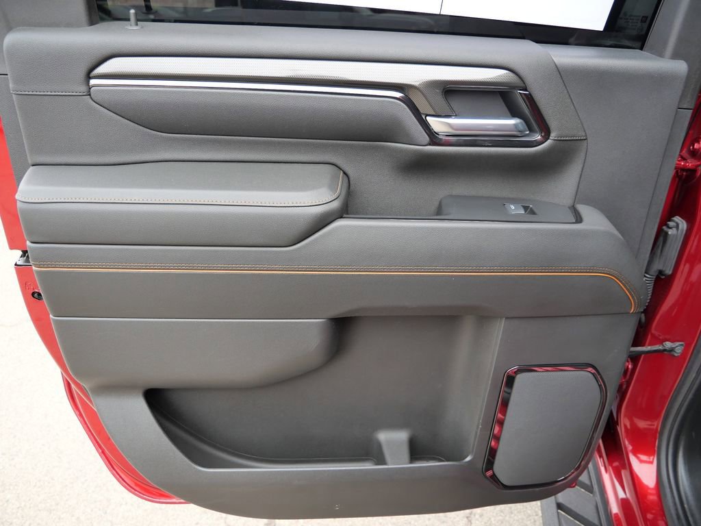 Used 2025 GMC Sierra 2500 AT4 w/ AT4 Premium Plus Package image 26