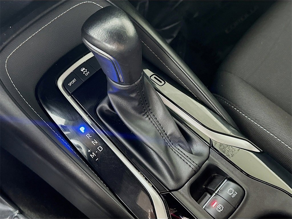 Used 2022 Toyota Corolla SE image 31