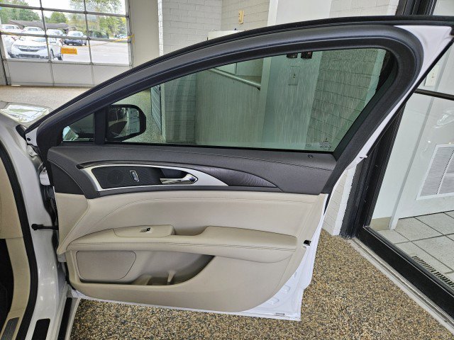 Used 2017 Lincoln MKZ Select w/ Select Plus Package FWD image 14