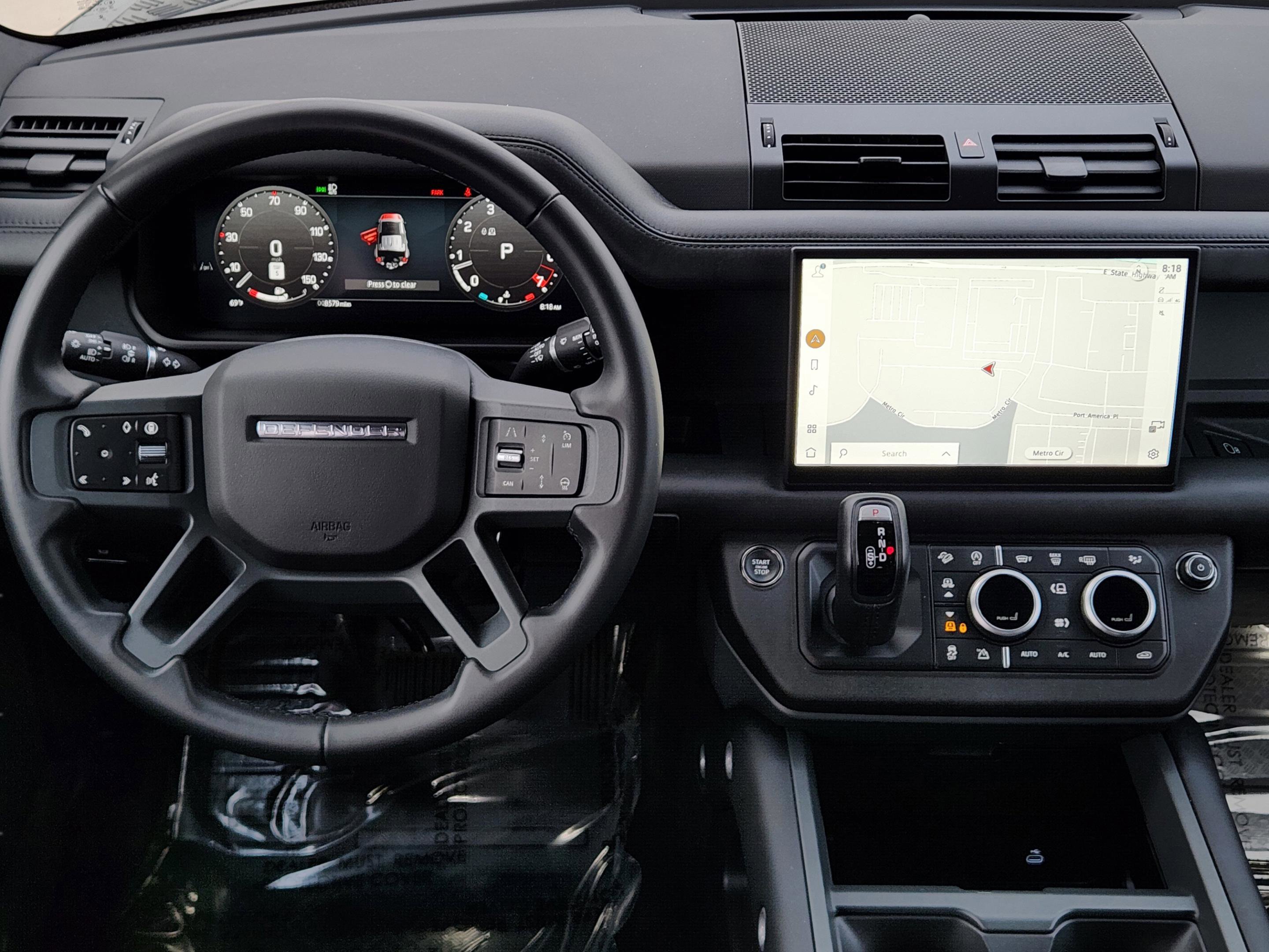 Certified 2025 Land Rover Defender 110 X-Dynamic SE image 27