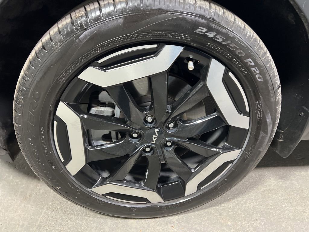 Used 2023 Kia Telluride S w/ S Sunroof Package image 40