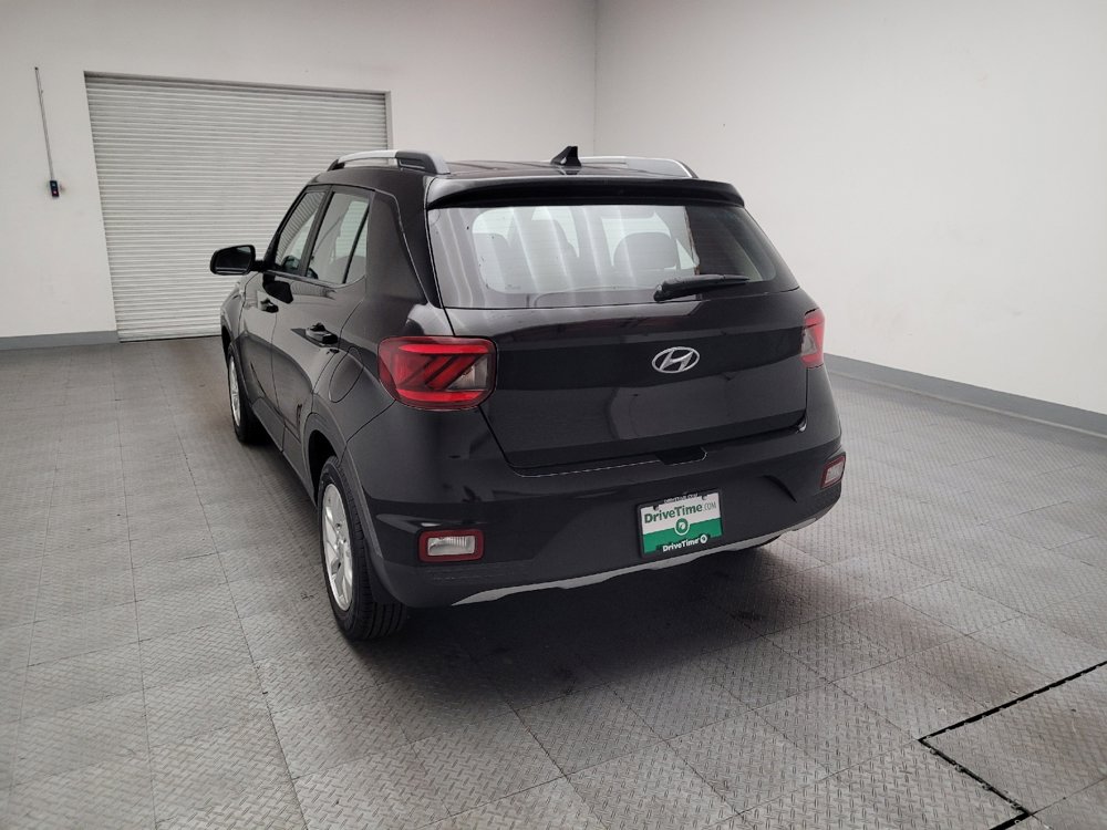Used 2020 Hyundai Venue SEL image 6