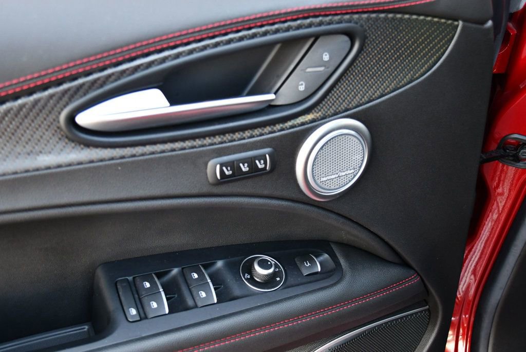 Used 2018 Alfa Romeo Stelvio Quadrifoglio w/ Driver Assist Dynamic Package image 12