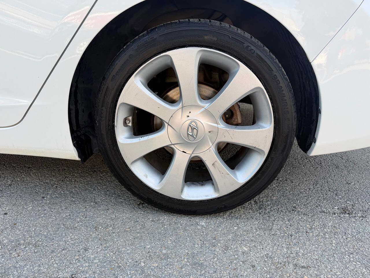 Used 2012 Hyundai Elantra Limited FWD image 37