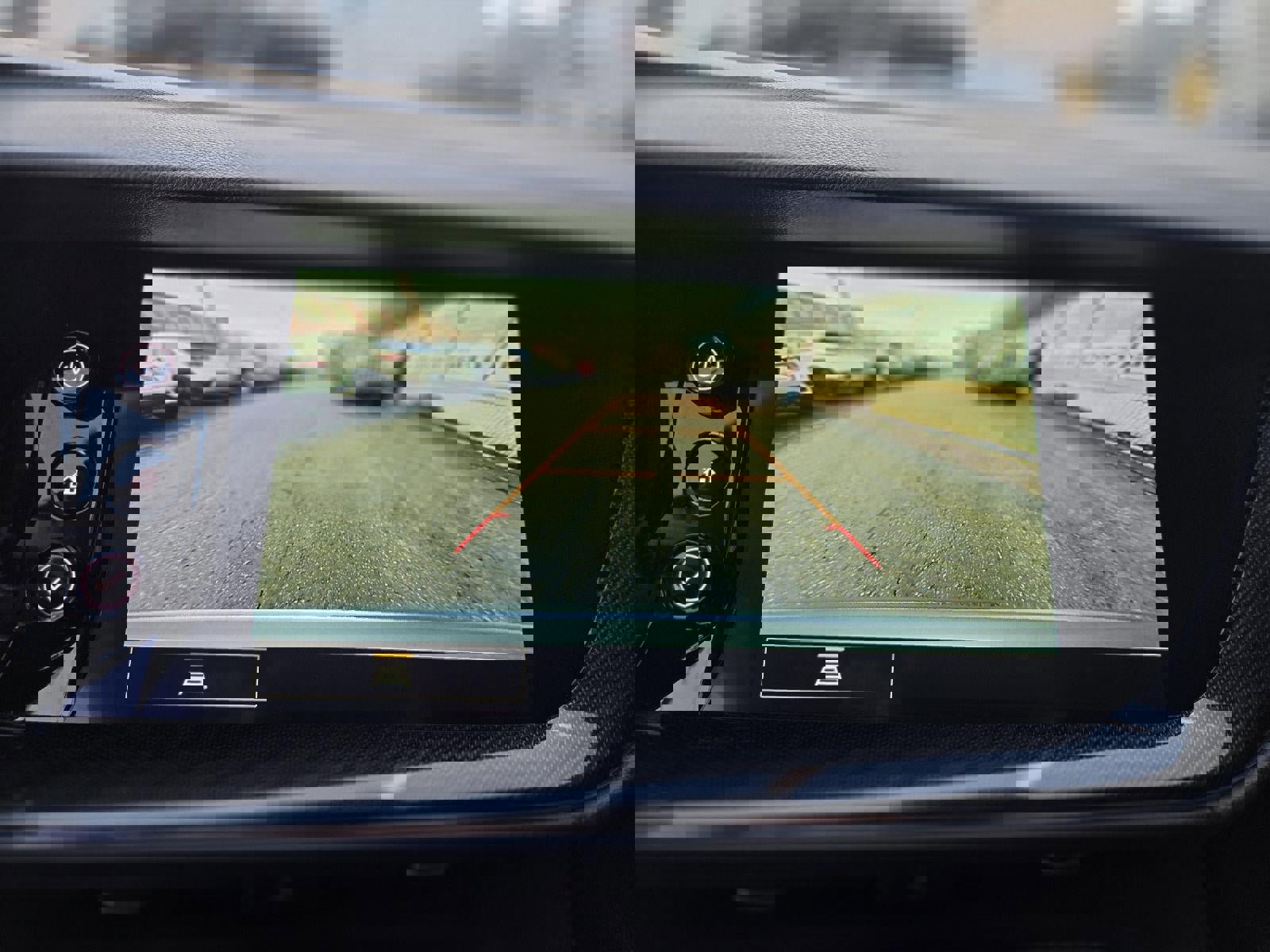 Certified 2023 Buick Envision Essence w/ Sport Touring Package image 53