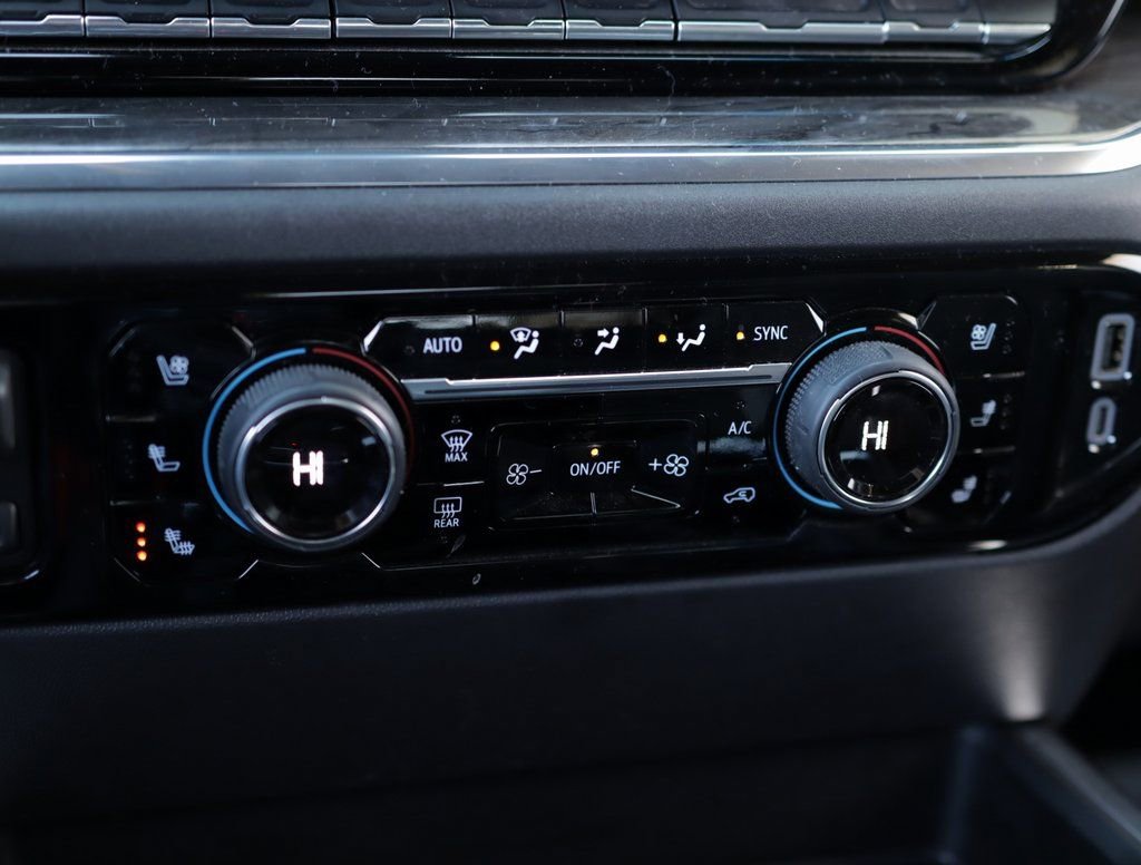 Used 2024 Chevrolet Silverado 1500 LTZ w/ Technology Package image 19