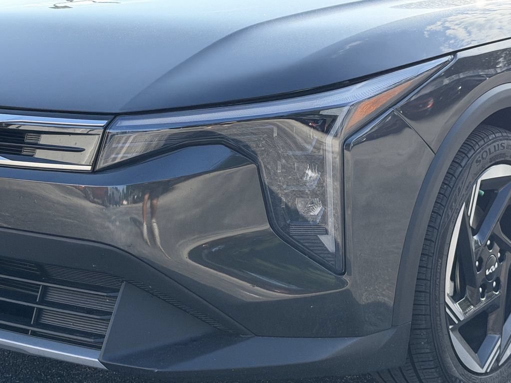 Certified 2025 Kia K4 EX FWD image 10
