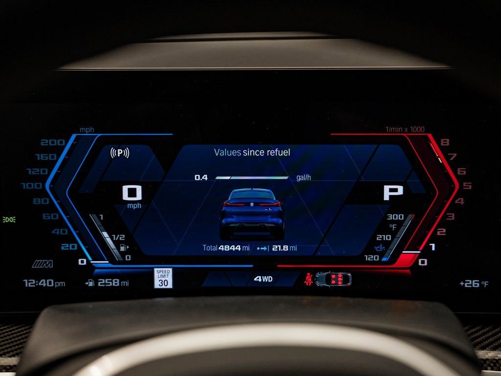 Used 2025 BMW X6 M Competition w/ Executive Package image 31