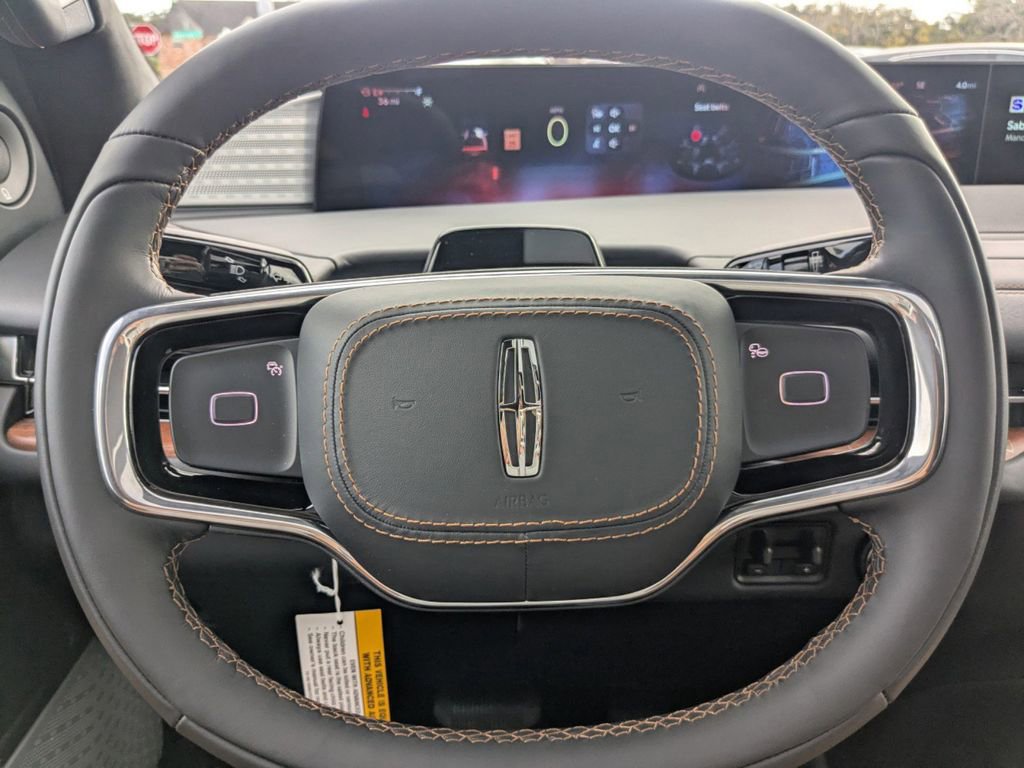 New 2025 Lincoln Navigator L Black Label image 31