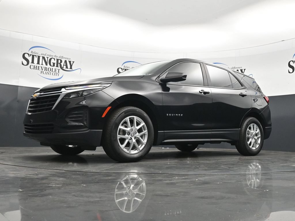 Used 2023 Chevrolet Equinox LS FWD image 31