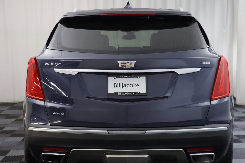 Used 2018 Cadillac XT5 Platinum w/ Driver Assist Package image 16