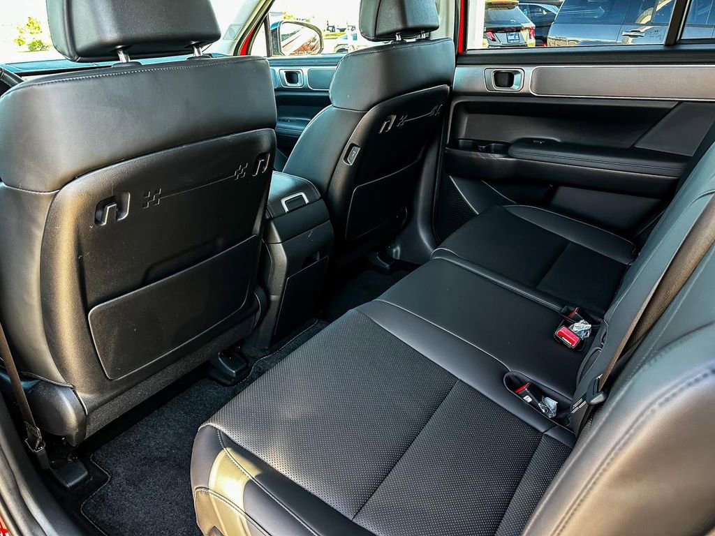 Used 2025 Hyundai Santa Fe XRT image 29