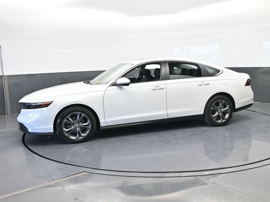 Used 2023 Honda Accord EX image 2